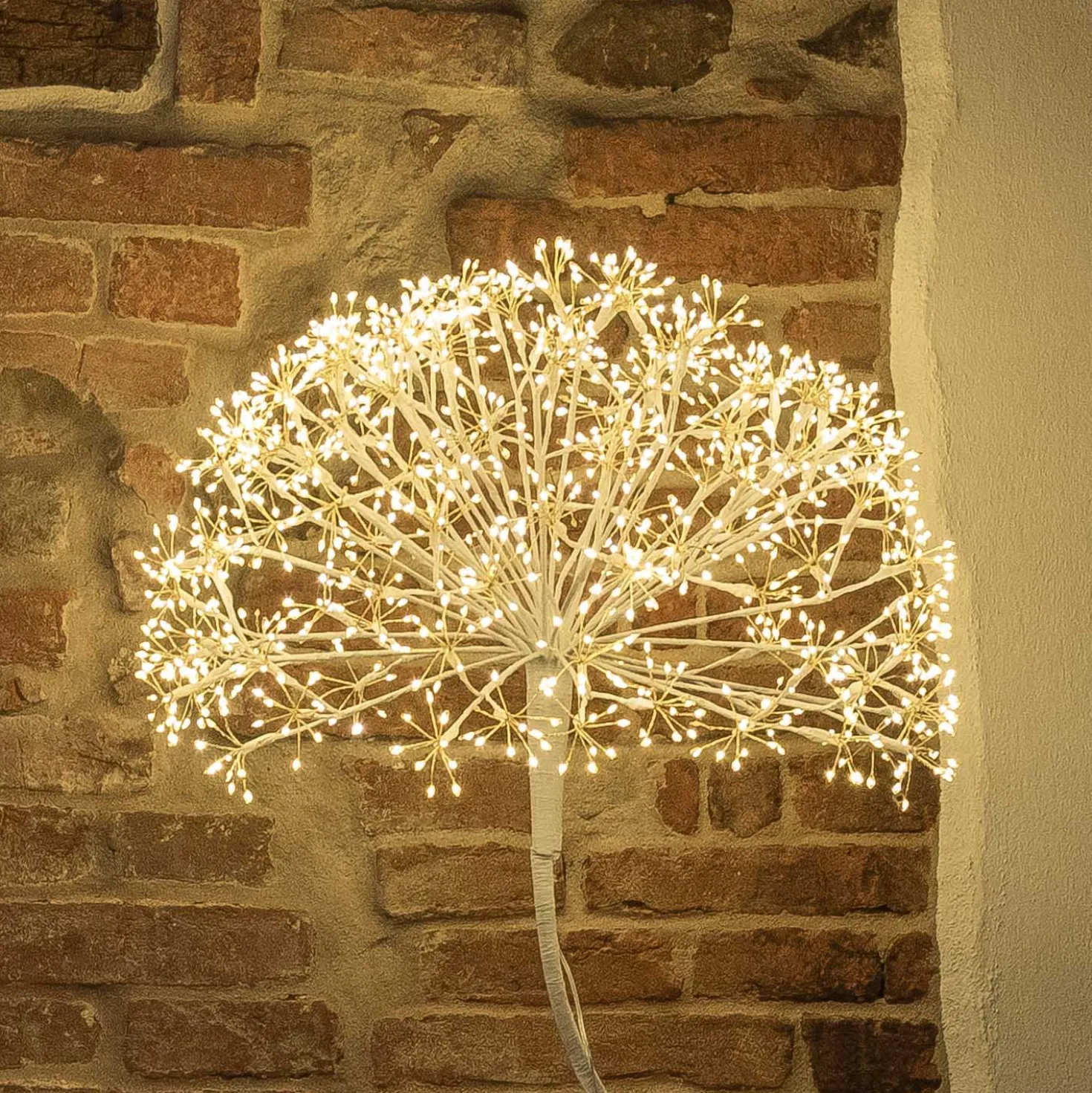 Albero Ramo sfera RICCO bianco, h 160 cm, 1350 microled bianco caldo, uso interno