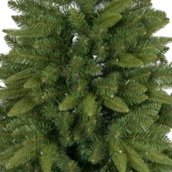 Albero Slim in finto pino 210 cm, 400 led integrati bianco caldo