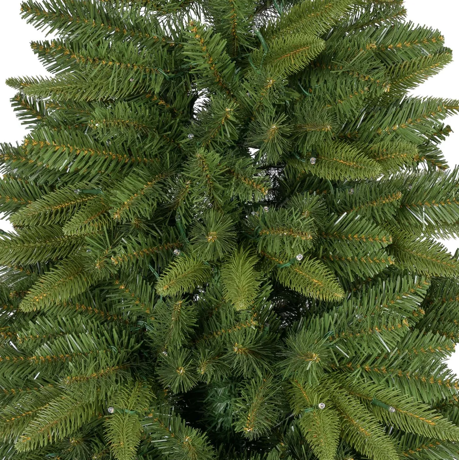 Albero Slim in finto pino 240 cm, 500 led integrati bianco caldo