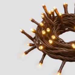 Catena Connect+ 8 m, 80 led bianco caldo, cavo marrone, prolungabile