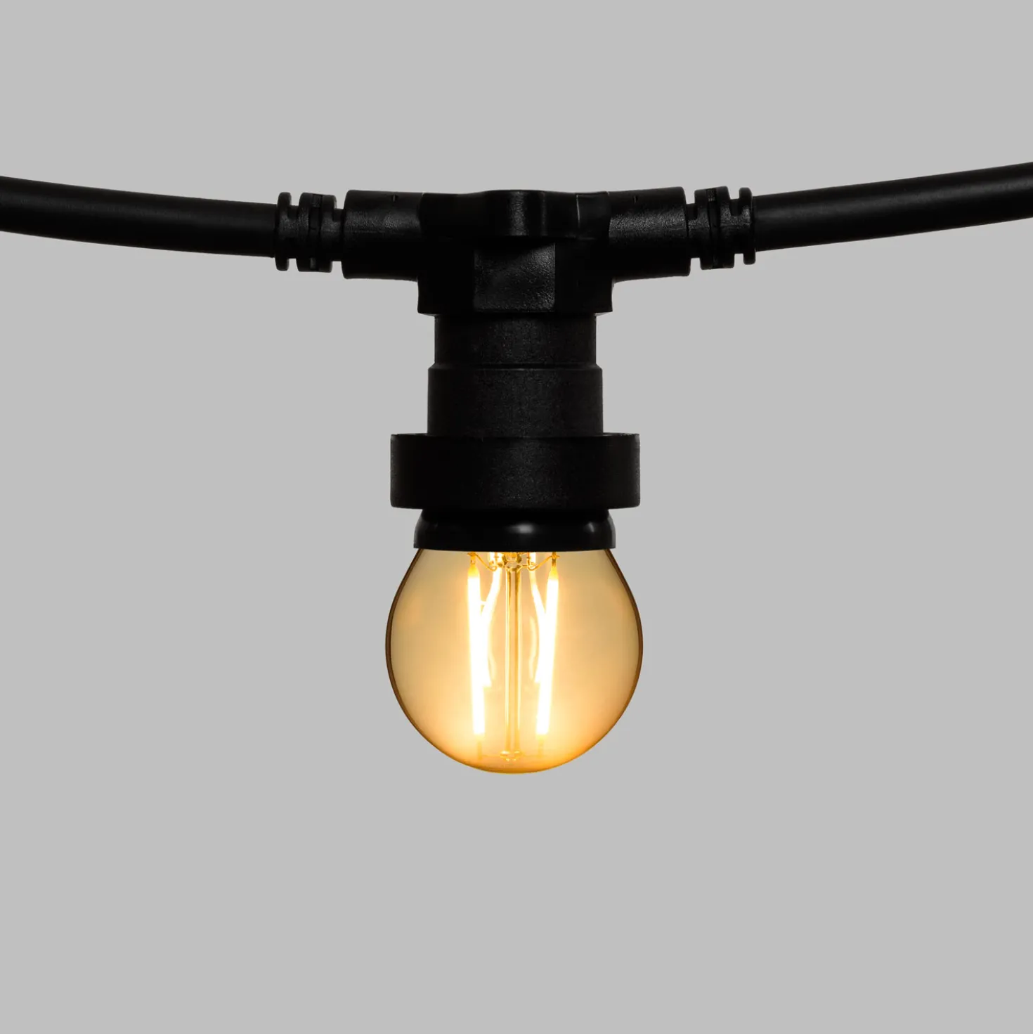 Catena 5 m, 5 lampadine led a globo Ø 45 mm di 2 Watt, cavo nero, prolungabile