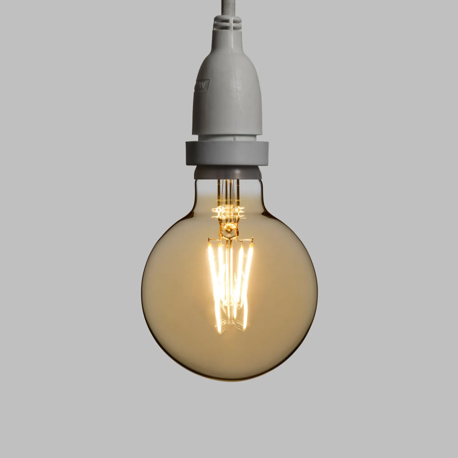 Catena 5 m, 8 lampadine led pendenti globo Ø 95 mm 8 Watt dimmerabili, h 70 cm, prolungabile