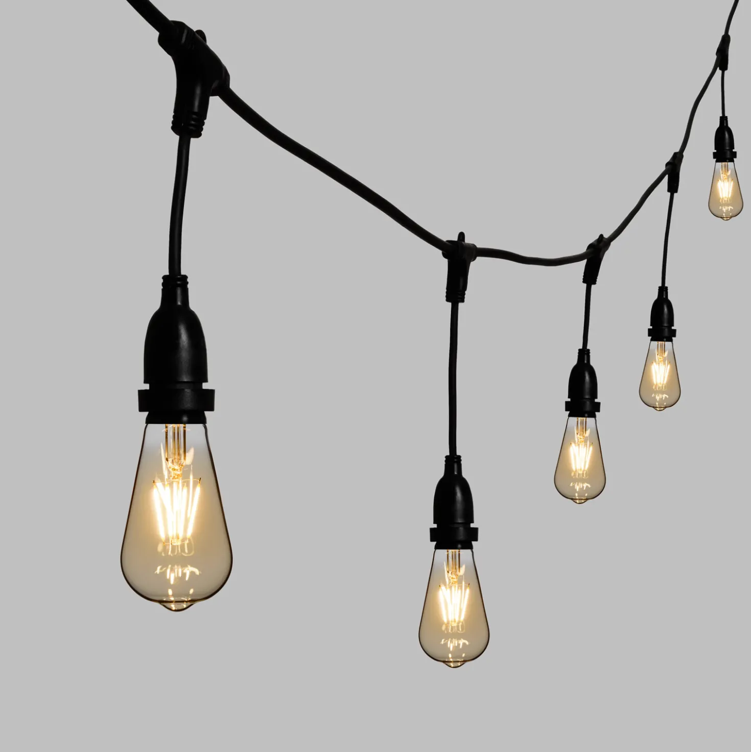Catena 5 m, 8 lampadine led pendenti Edison Ø 64 mm di 4 Watt, h 30 cm, prolungabile