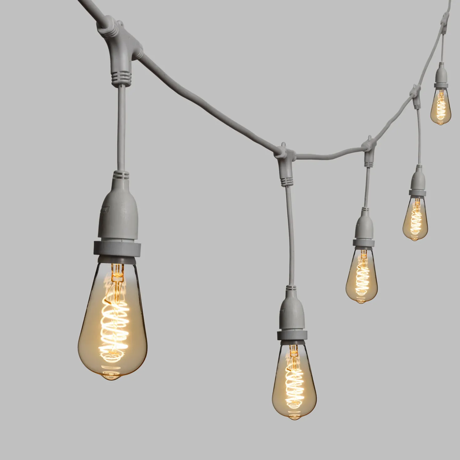 Catena 5 m, 8 lampadine pendenti Edison Ø 64 mm, h 30 cm, led a spirale, prolungabile
