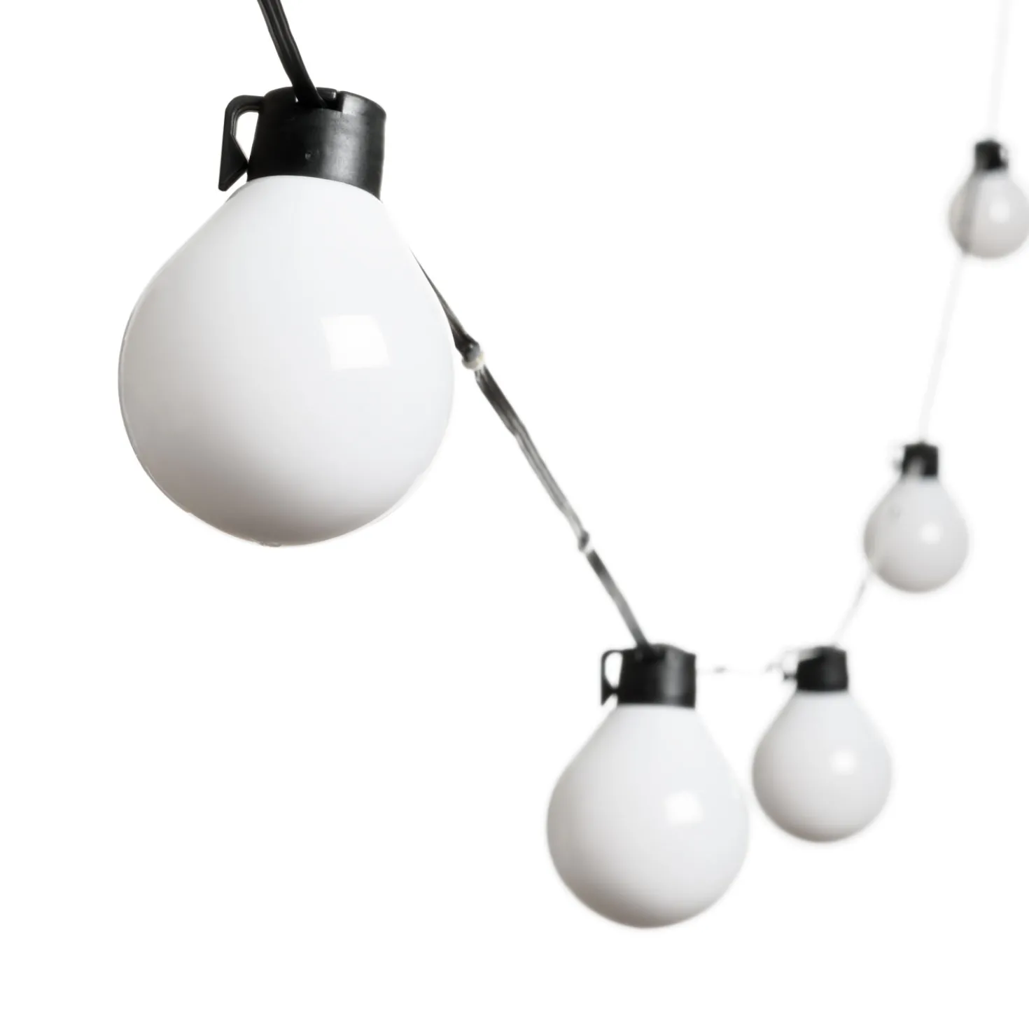 Catena solare 8 m con cavo illuminato, 20 lampadine bianche, 58 led bianco caldo, cavo nero