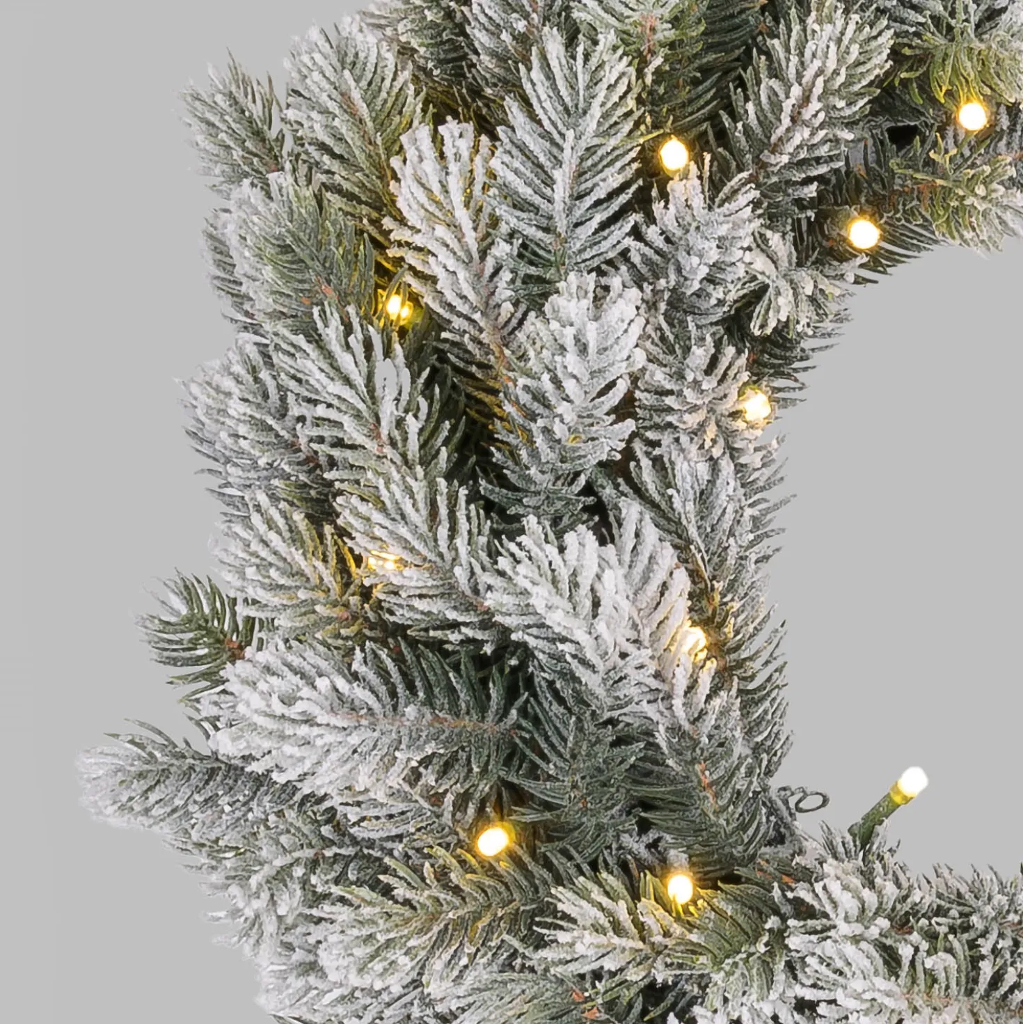 Corona Alpino in finto pino a batteria Ø 40 cm, 50 led integrati bianco caldo