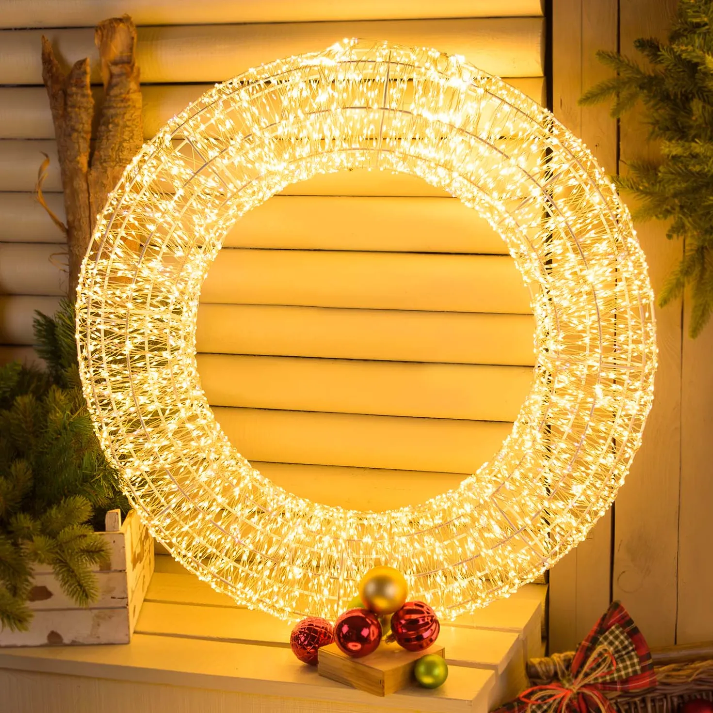 Corona Bianca 3D Ø 75 cm, microled bianco caldo e freddo, uso interno