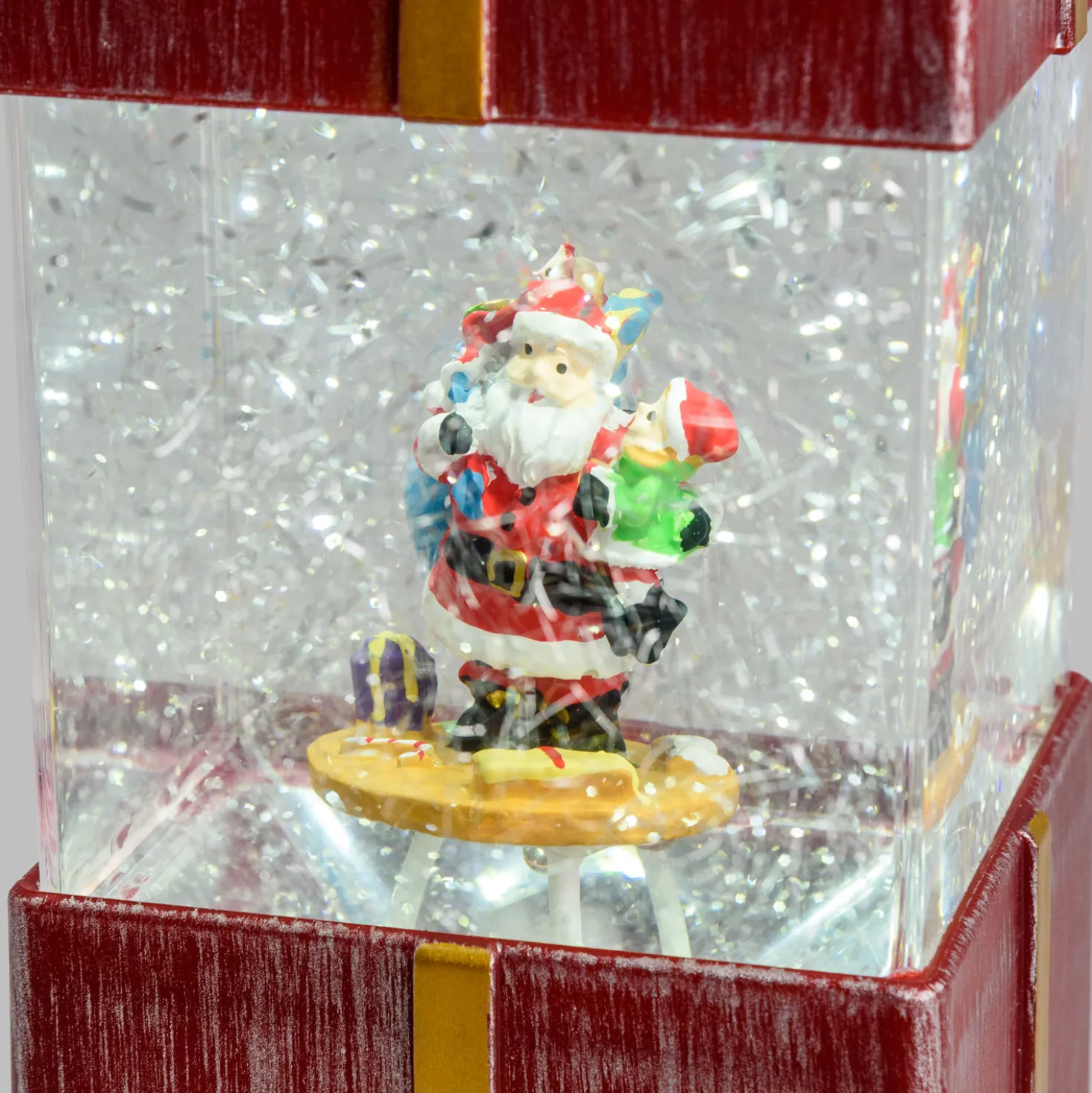 Lanterna Pacco Regalo rosso antico con glitter nell'acqua
