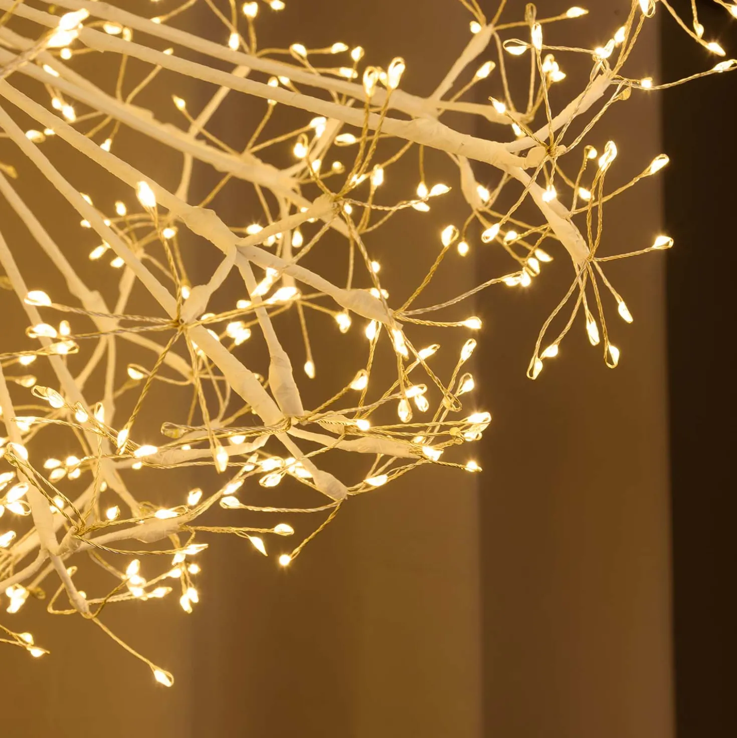 Sfera RICCO con rami bianchi, Ø 40 cm, 576 microled bianco caldo, uso interno