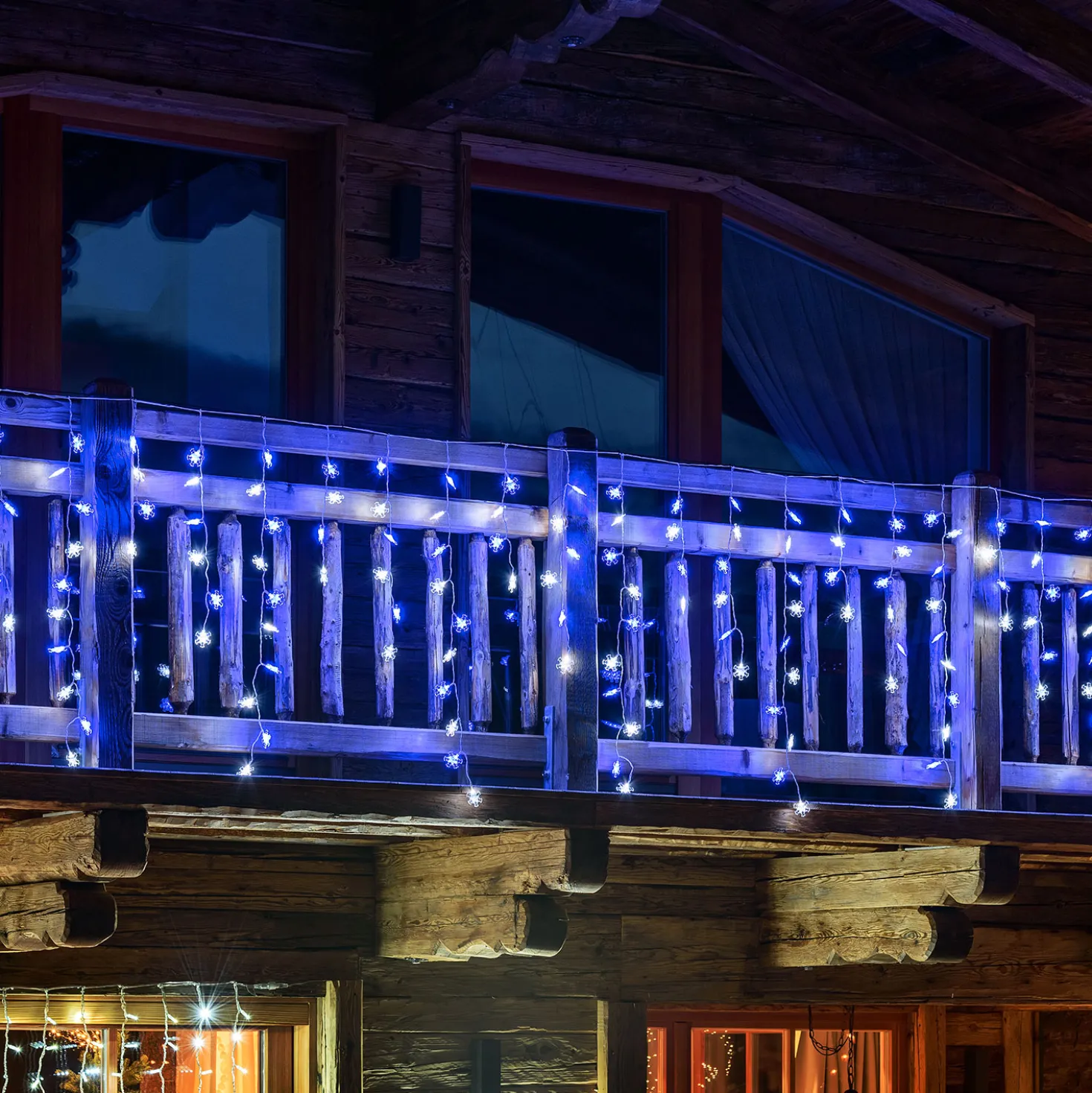 Stalattite 3,75 x h 1 m, 136 fiocchi di neve, led bianco freddo e blu