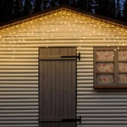 Stalattite 4,2 x 0,7 m, 186 led bianco caldo