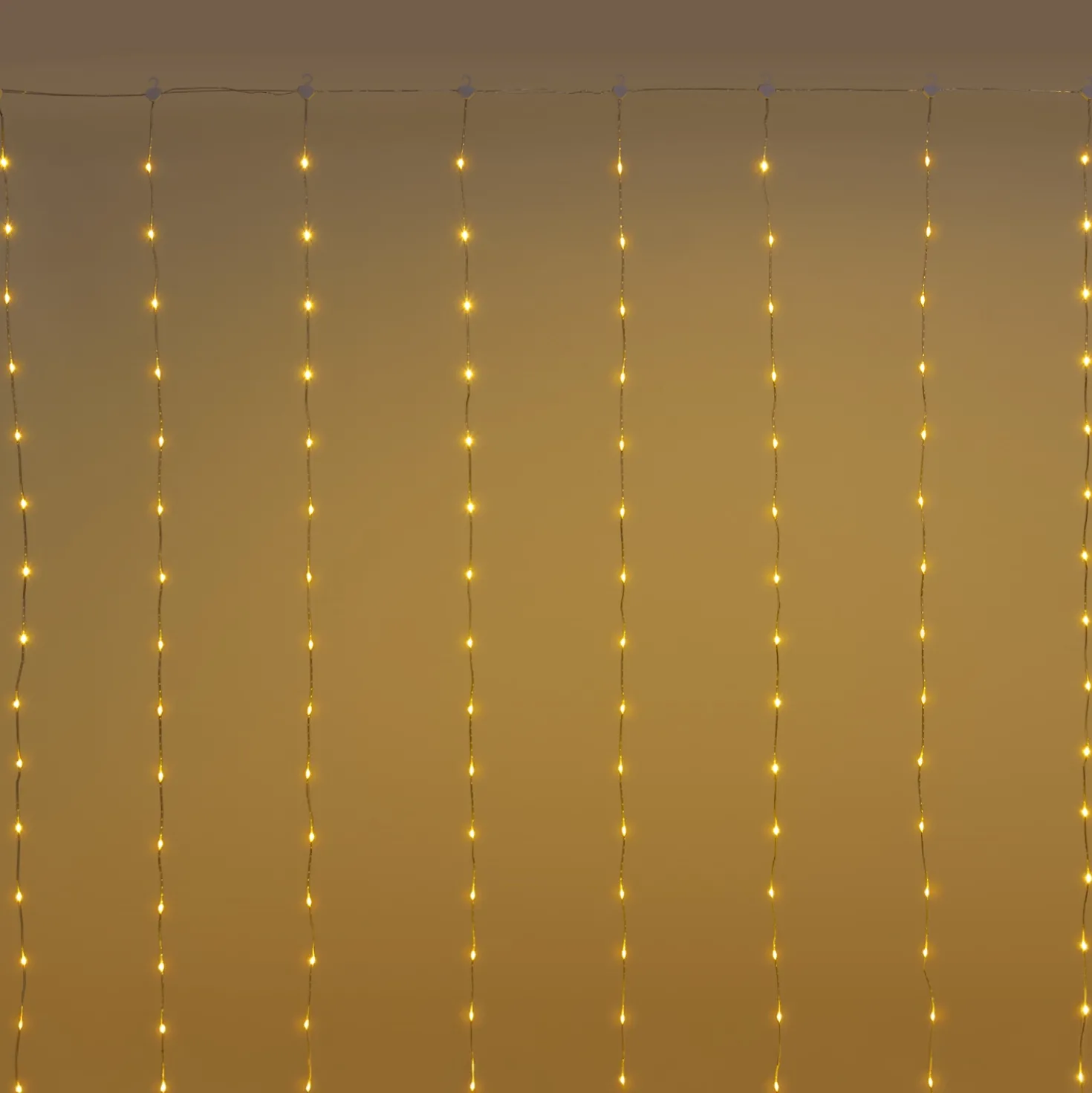 Tenda 3 x h. 3 m, 300 Gocce di Luce Dual Color, led bianco caldo e multicolor, cavo trasparente
