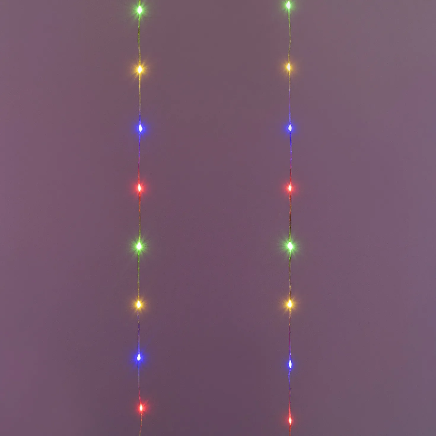 Tenda 3 x h. 3 m, 300 Gocce di Luce Dual Color, led bianco caldo e multicolor, cavo trasparente